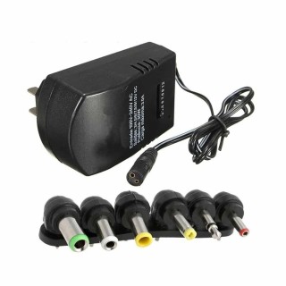 FUENTE DE PODER UNIVERSAL DE 3 A 12 VOLTIO